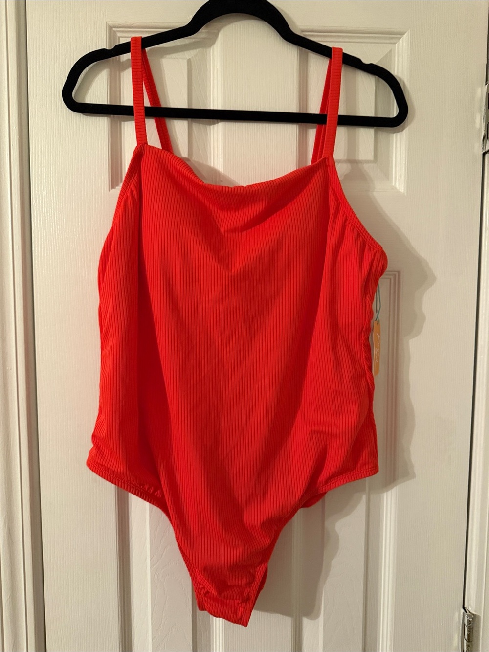 ✨NWT✨ Target Kona Sol Women’s Red Ribbed One-Piece Swimsuit